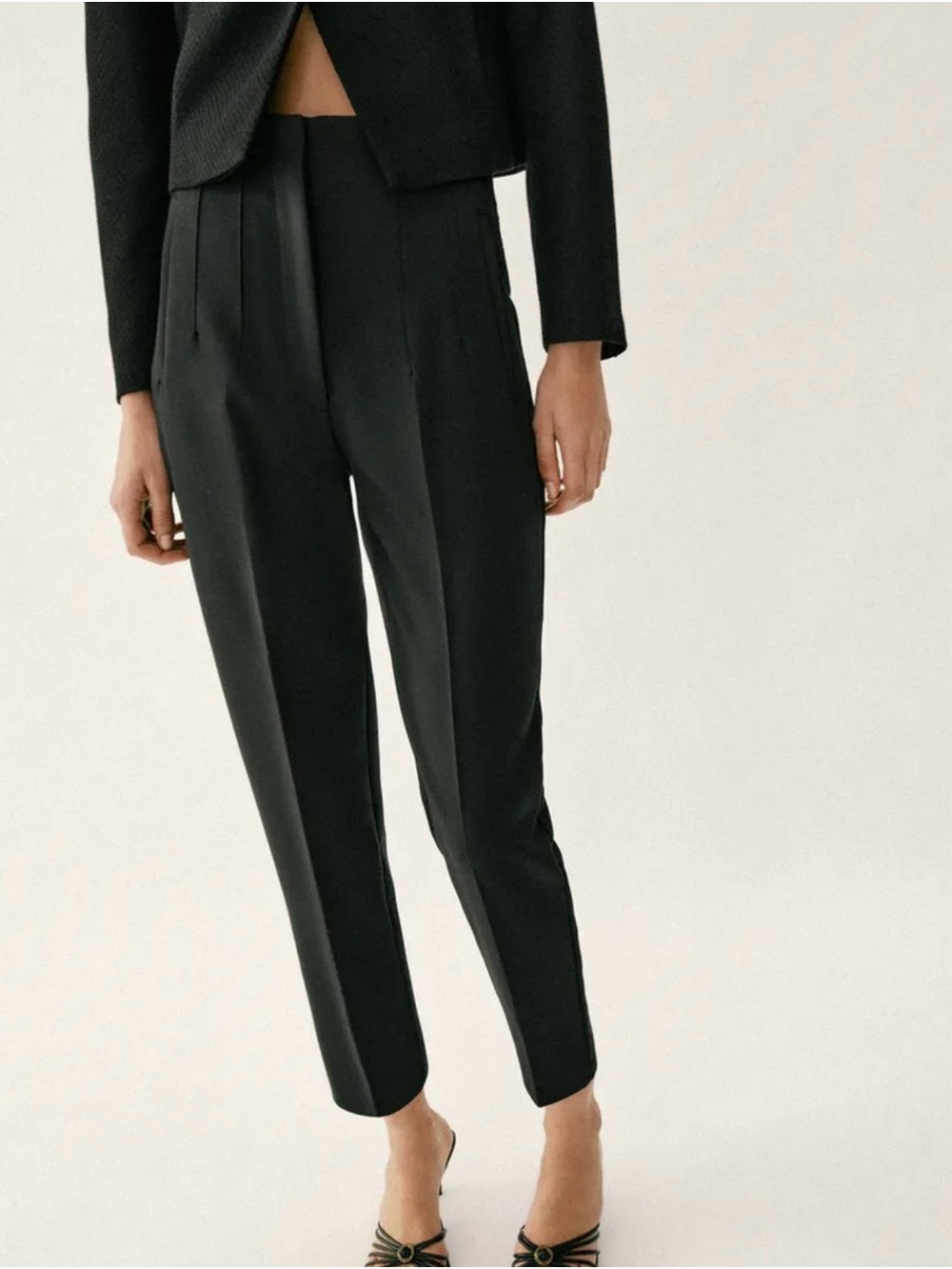 Zara Black Pleated High-Rise Tapered Trousers Sz XS